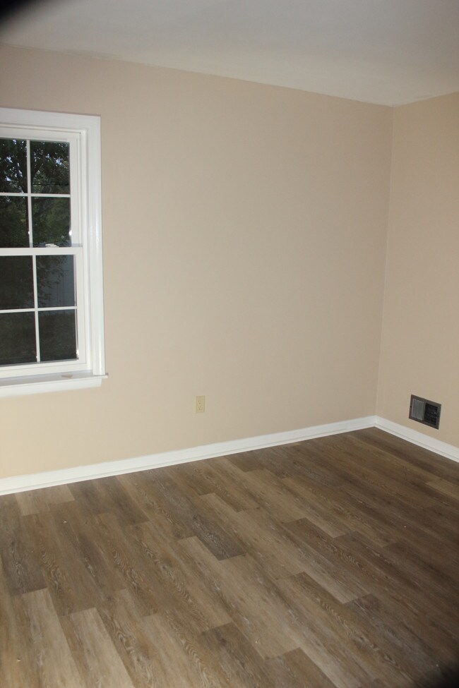 Building Photo - 573 Innkeeper Ln