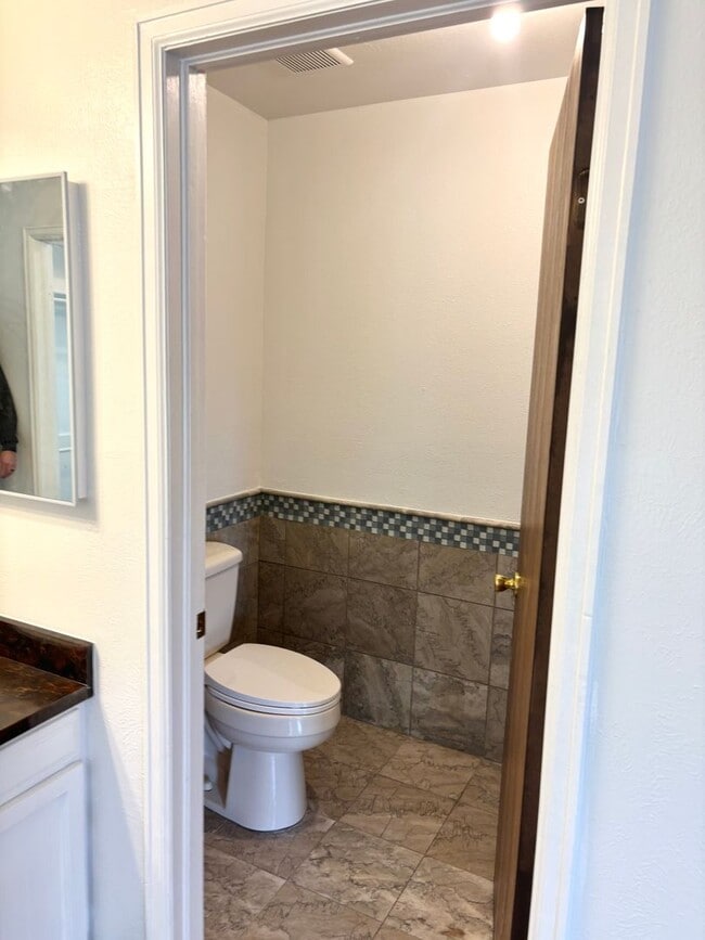 Building Photo - Charming 4bd/3ba home for rent Aurora Co 80017