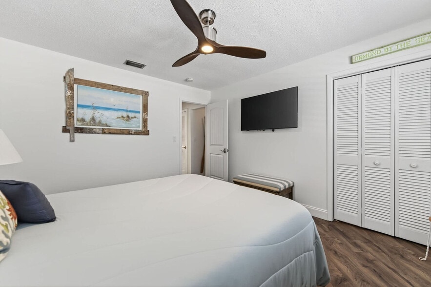 Building Photo - 2750 Ocean Shore Blvd