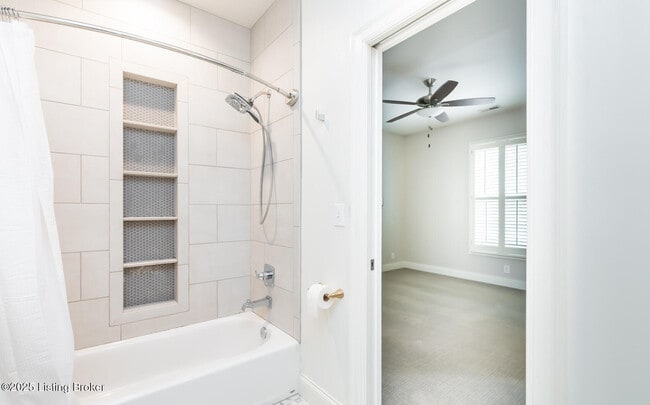 Building Photo - 9413 Civic Way