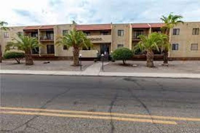 Primary Photo - El Condo unit 1 bed, 1 & 3/4 bath
