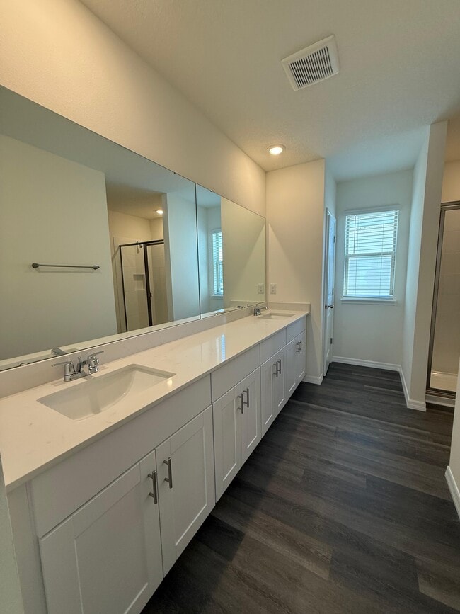 Building Photo - 11840 Shine View Ln