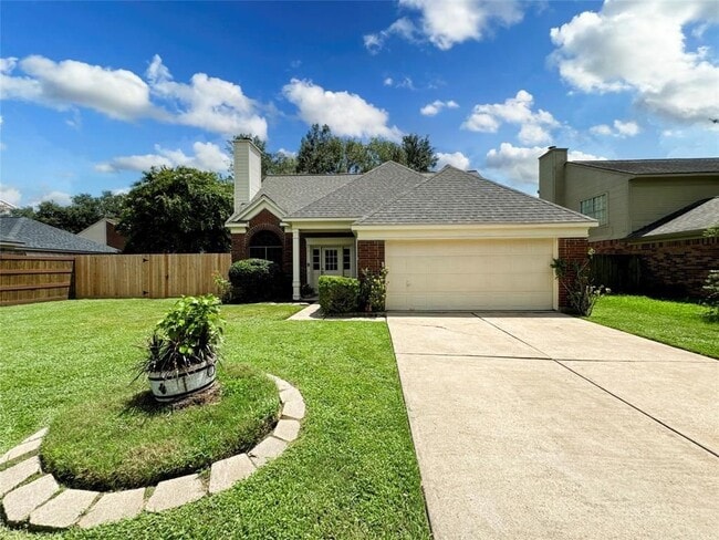 Building Photo - 5202 Spring Cir Dr