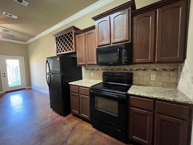 Building Photo - 3502 Canyon Crossing