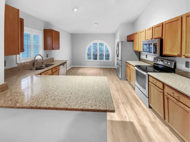 Building Photo - 3300 Clover Blossom Cir