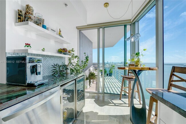 Building Photo - 335 S Biscayne Blvd