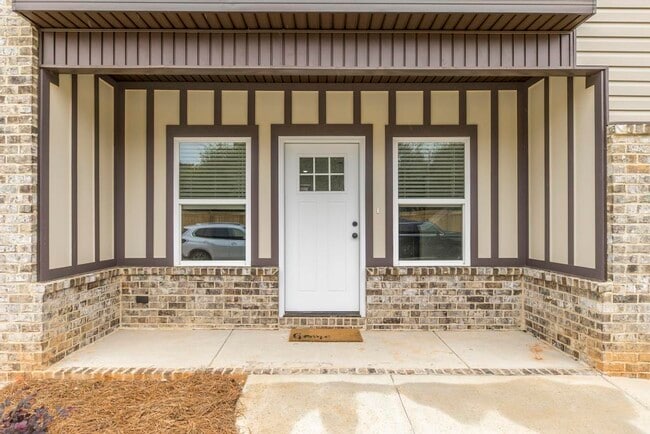 Building Photo - 316 Beau Claire Cir