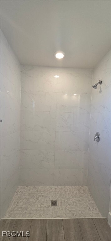 Building Photo - 910 SW 7th Ct