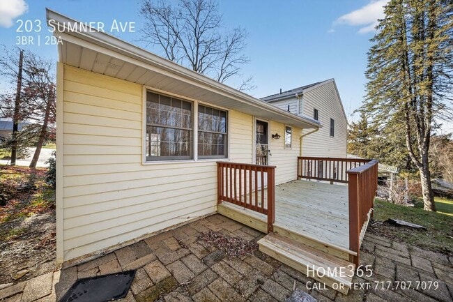 Building Photo - 203 Sumner Ave