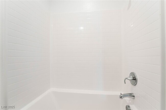 Building Photo - 1049 Strada Tortona