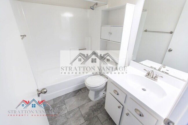 Building Photo - 19601 N 7th St