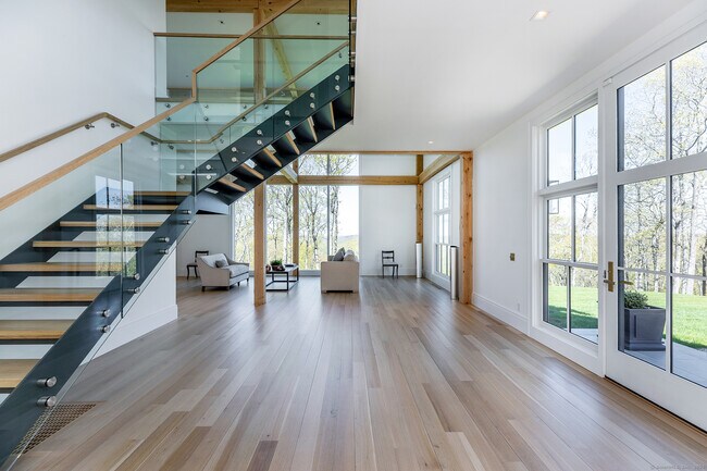 Building Photo - 36 Yuza Mini Ln