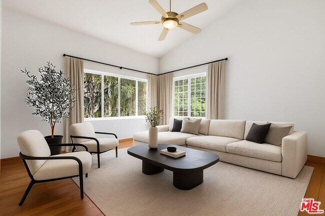 Building Photo - 4345 Canoga Ave