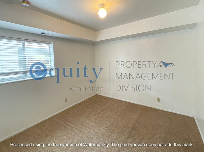 Building Photo - 1341 Merritt Cir