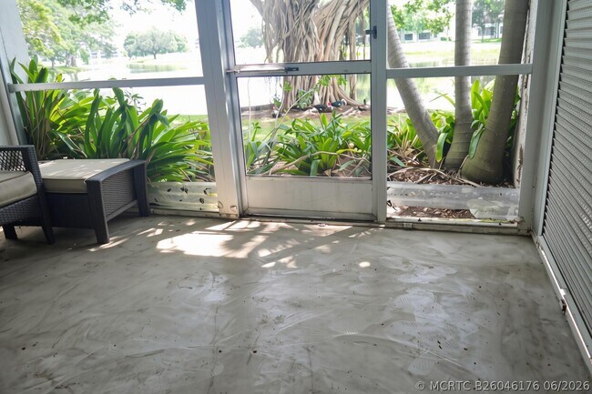 Building Photo - 9311 Orange Grove Dr