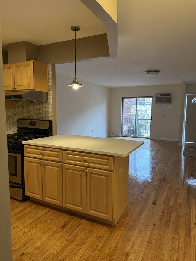 Building Photo - 7026 57th Dr