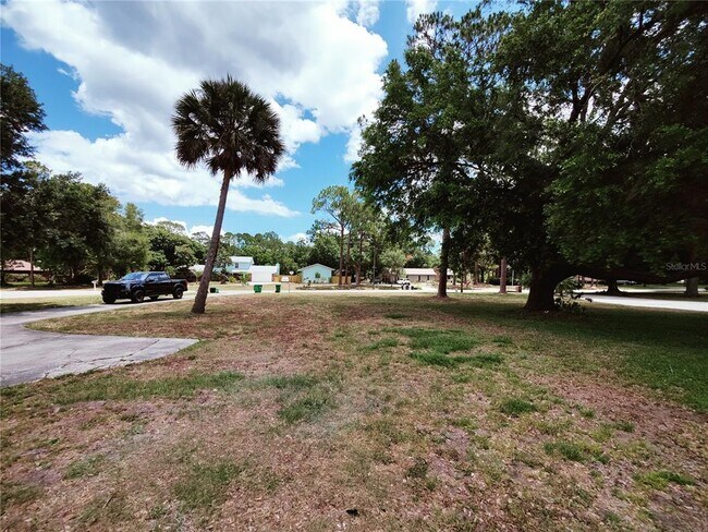 Building Photo - 2655 Wagon Rd