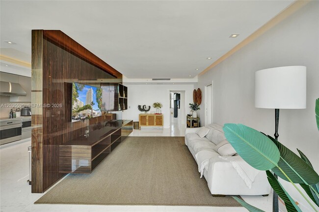 Building Photo - 800 Claughton Island Dr