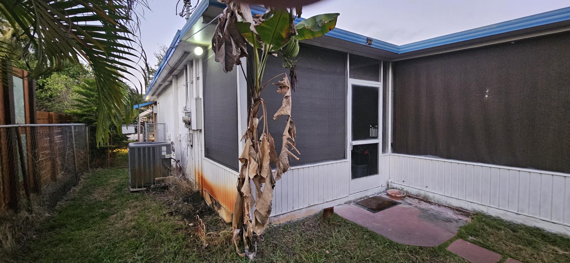 Rear Patio/Door Entrance - 1948 Roosevelt St