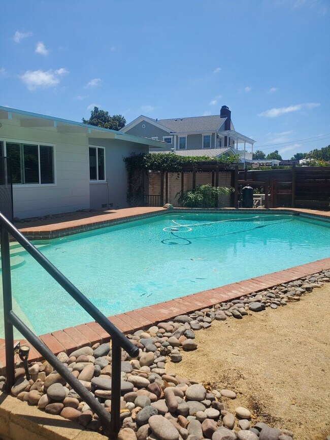Building Photo - Recently Upgraded and Refreshed House with Pool and Casita