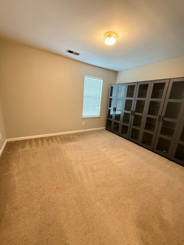 Building Photo - 1811 Deer Valley Ln
