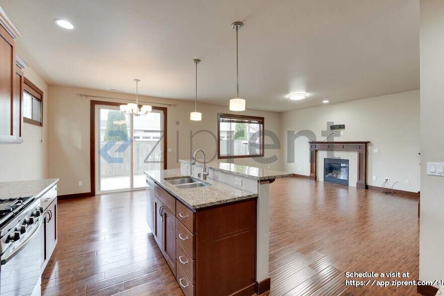 Building Photo - 1207 145th St SW