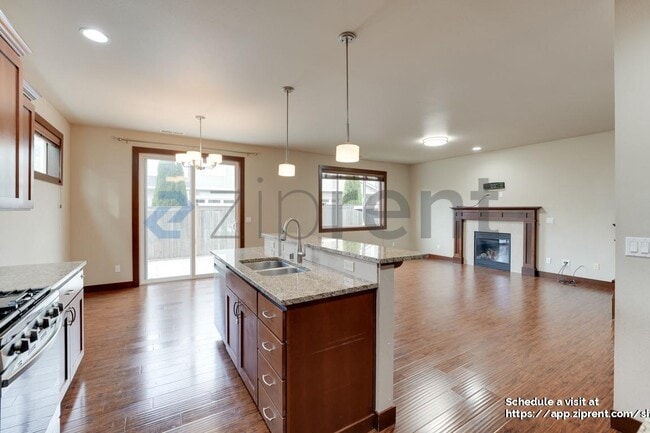 Building Photo - 1207 145th St SW