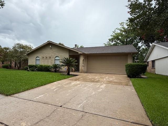 Building Photo - 3011 Meadowview Dr