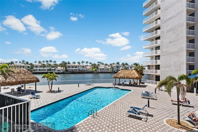 Building Photo - 1500 S Ocean Dr