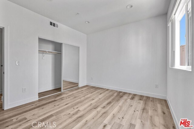 Building Photo - 4643 W 18th St
