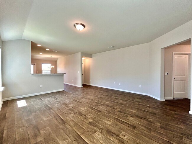 Building Photo - 14104 Macquarie Dr