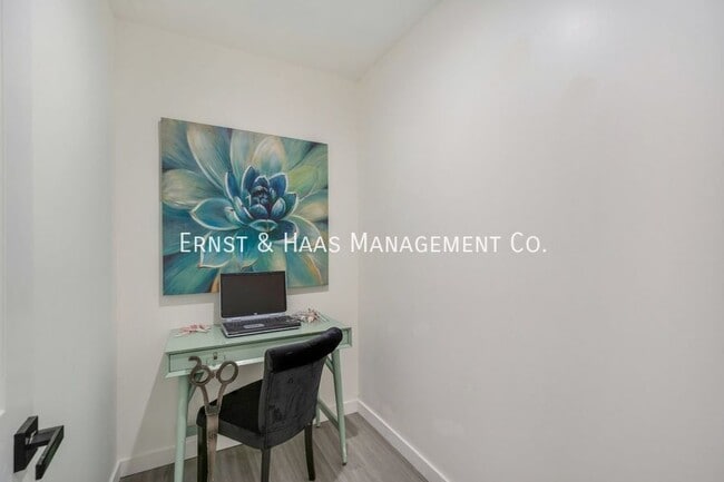 Building Photo - 4437 Sunfield Ave