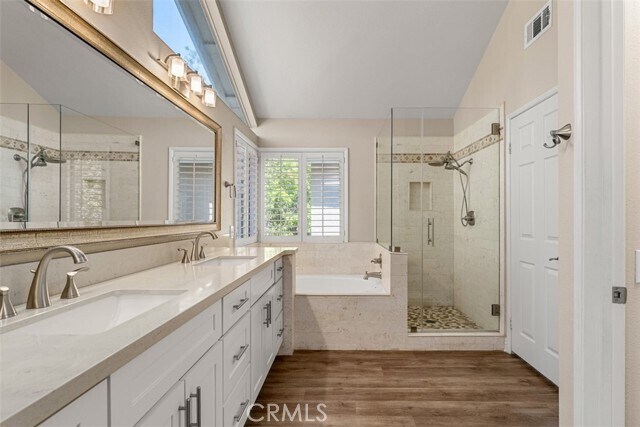 Building Photo - 26631 Brandon