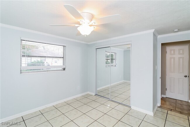 Building Photo - 1371 Poinciana Rd