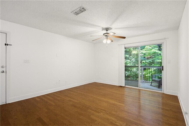 Building Photo - 6212 Santa Fe Pkwy