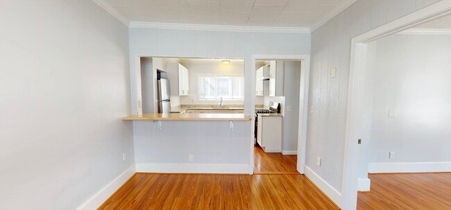Building Photo - 173 Springvale Ave