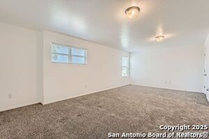 Building Photo - 15111 Pandion Dr