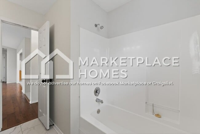 Building Photo - 4309 W Patrick St