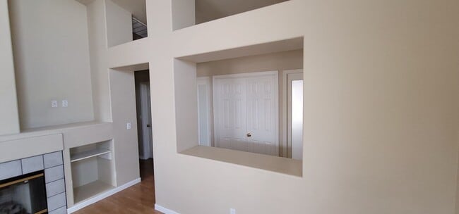 Building Photo - Beautiful Single Story Summerlin Home on a corner lot.