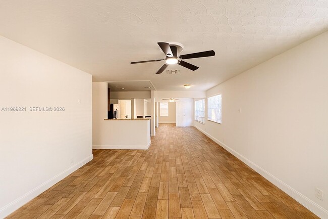 Building Photo - 6780 Meade St