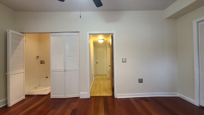 Building Photo - 170 Belmont Ave