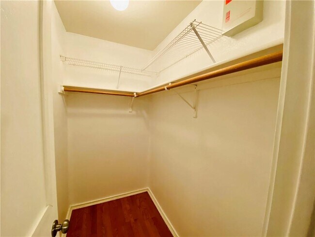 Building Photo - 3811 Julianas Way