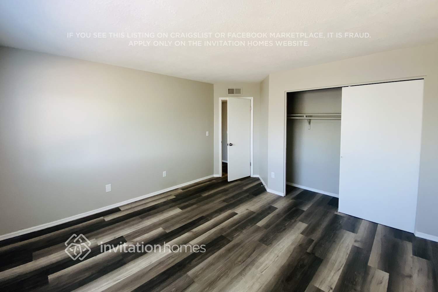 Building Photo - 1808 W Curry Dr