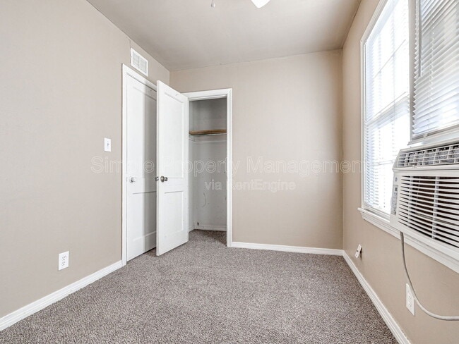 Building Photo - 4001 N Rockwell Ave