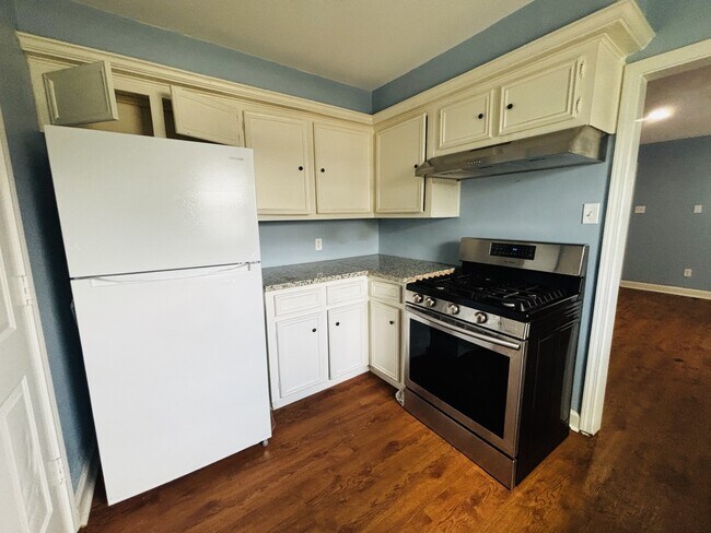 Building Photo - 8201 Kenton St