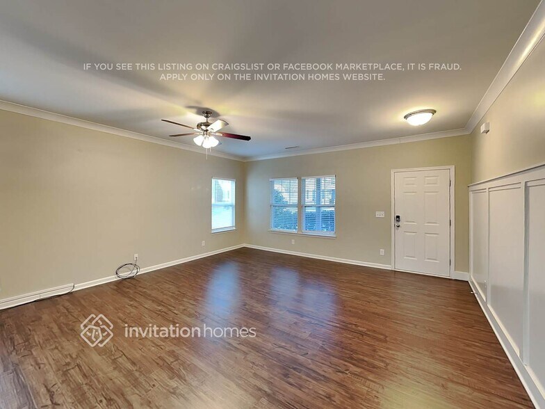 Building Photo - 111 Louden Dr