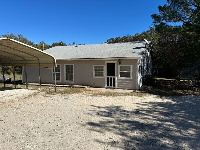 Building Photo - 8201 Dot Hudson Rd