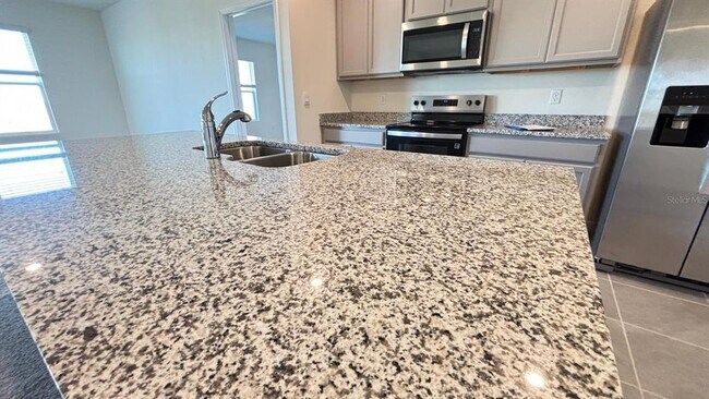 Building Photo - 914 Princess Sabal Pt