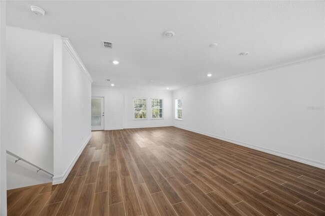 Building Photo - 4510 S Manhattan Ave