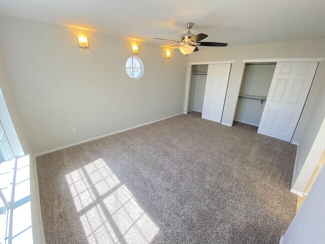 Building Photo - 10936 Loma Alta Pl